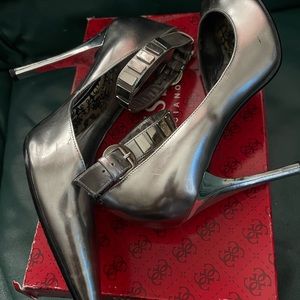 Women’s Mary Jane Pumps